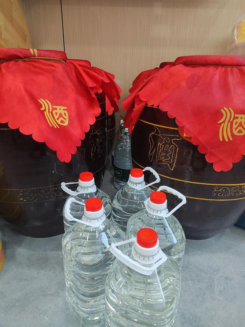 酒香依旧 携手高优酒业共探行业新风尚